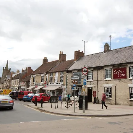 3 Bed In Thornton-le-dale 82856