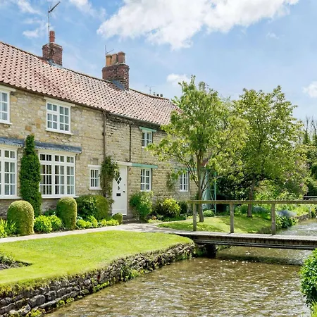 3 Bed In Thornton-le-dale 82856 Tatil Evi