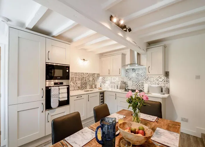 3 Bed In Pickering Oc-82856 * Thornton Dale